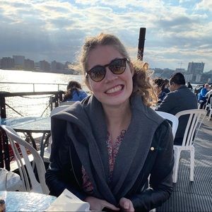 Meet your Posher, Anna